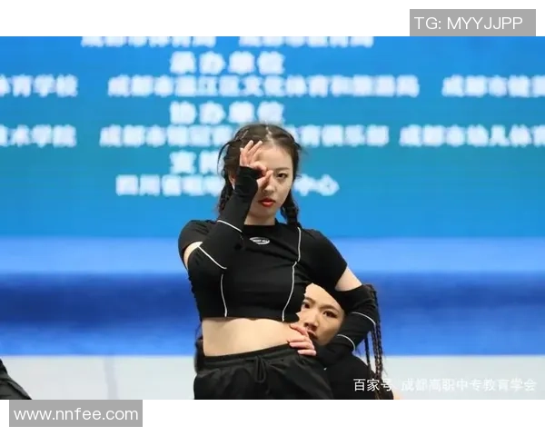 成都街舞队引发的意识形态争议与文化认同探讨